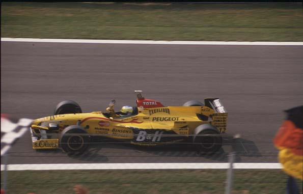 Monza01.jpg (25785 Byte)