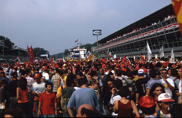 Monza07.jpg (53561 Byte)